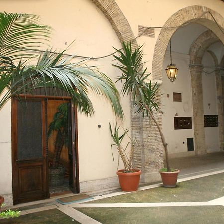 Navona Gallery Suites Rome Luaran gambar